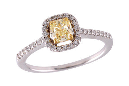 A233-04500: LDR .52 LGT FANCY YELL DIA .66 TW (EGL D14022404)