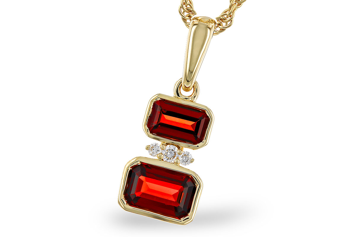 D320-29964: NECK .98 TW GARNET 1.01 TGW
