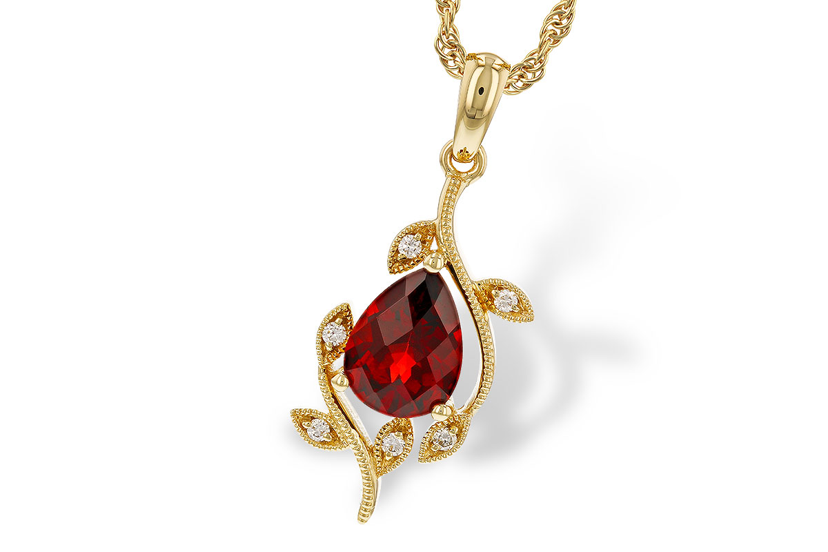 E320-34473: NECKLACE 1.34 GARNET 1.39 TGW (8X6MM GAR)