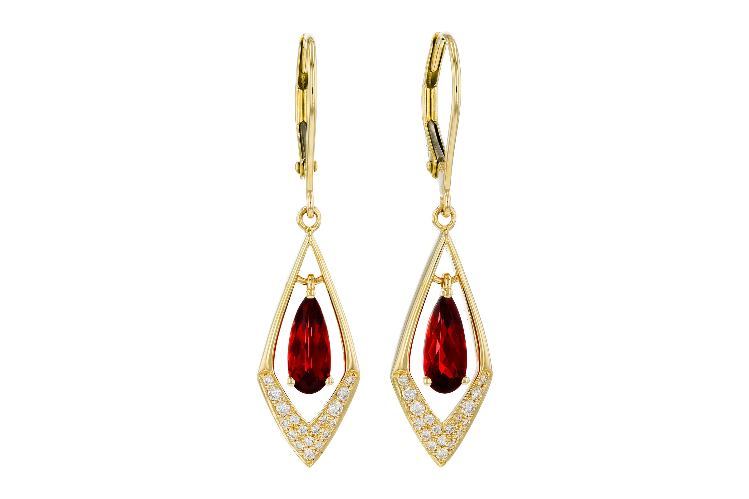 E321-20836: EARR 1.13 TW GARNET 1.28 TGW