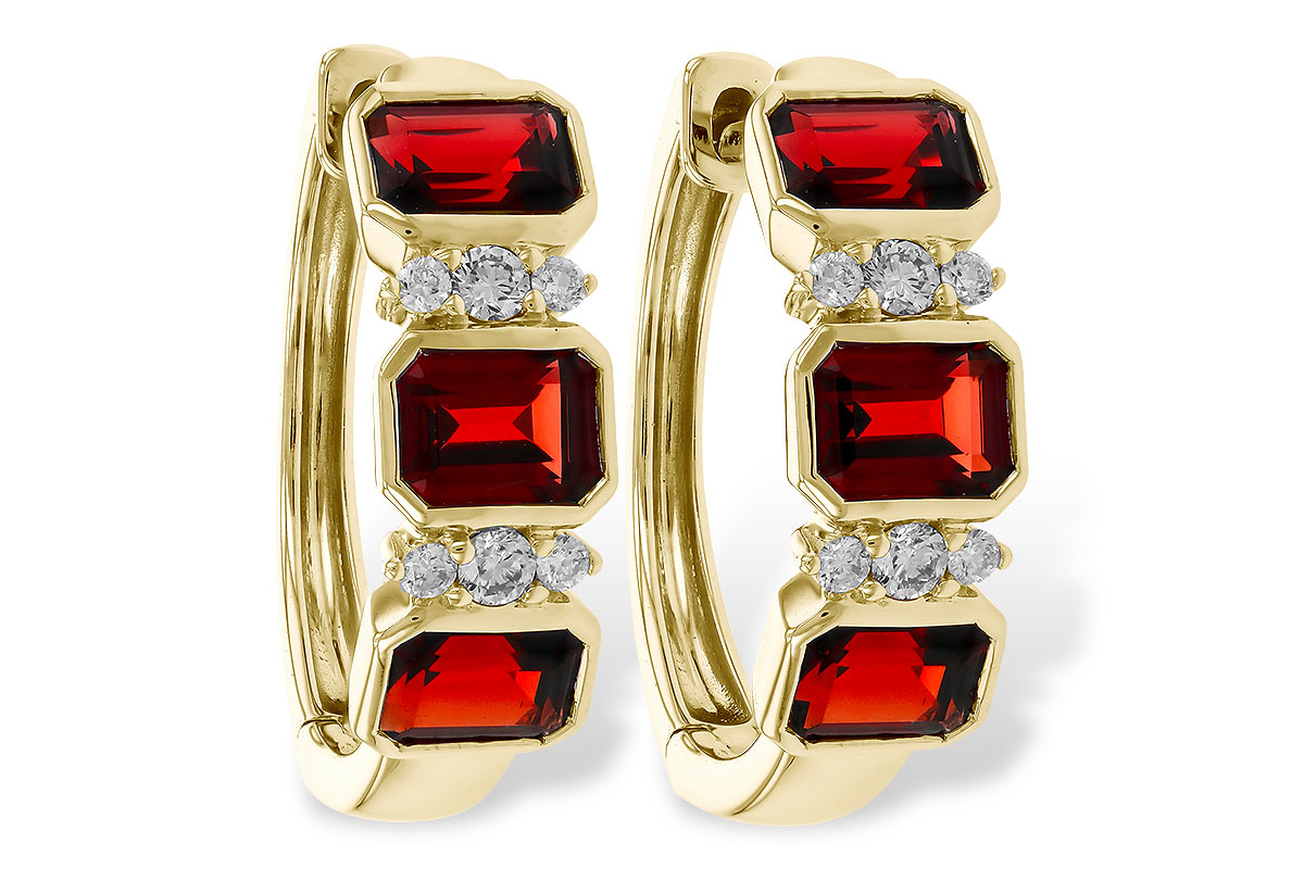 F320-29964: EARRING 1.50 TW GARNET 1.61 TGW