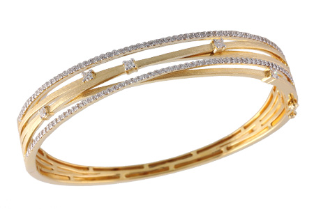 G231-19036: BANGLE BRACELET .91 TW