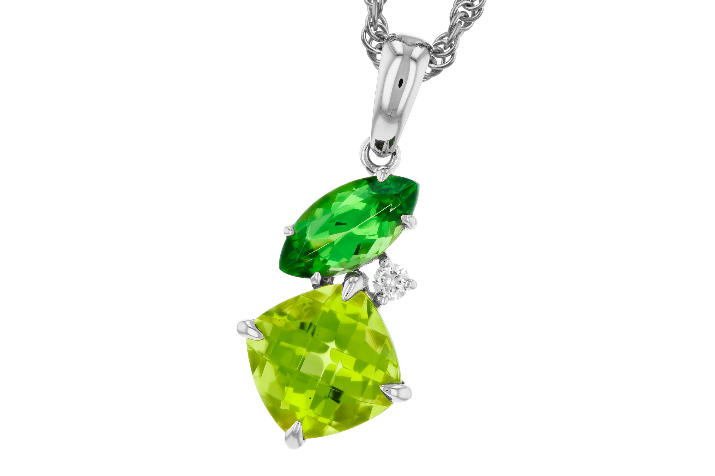 H321-21745: NECKLACE 1.97 TW SEMI-PREC (PER,TSAV) 2.00 TGW