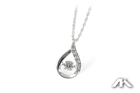 K233-04454: NECKLACE .19 TW